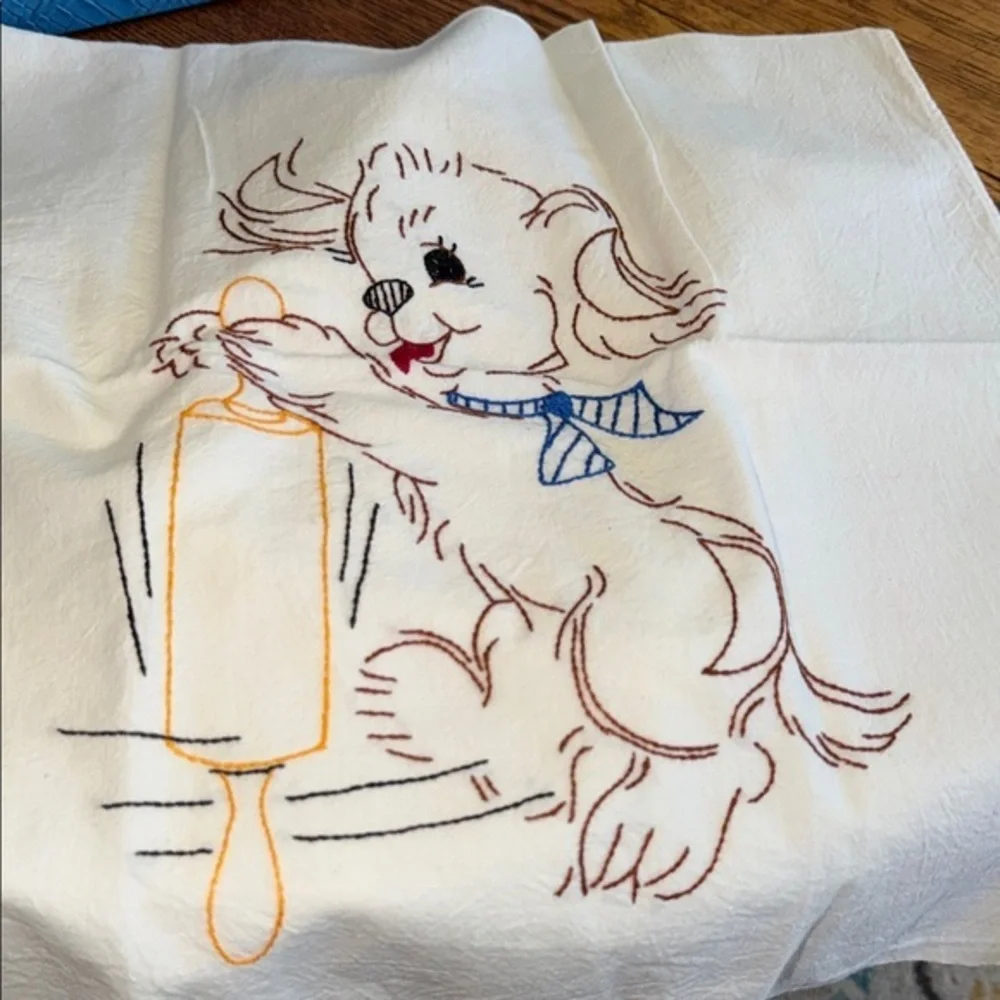 Vintage Embroidered  Kitchen Flour Sack Towels Set of Four Puppy/ Baking Kitchen